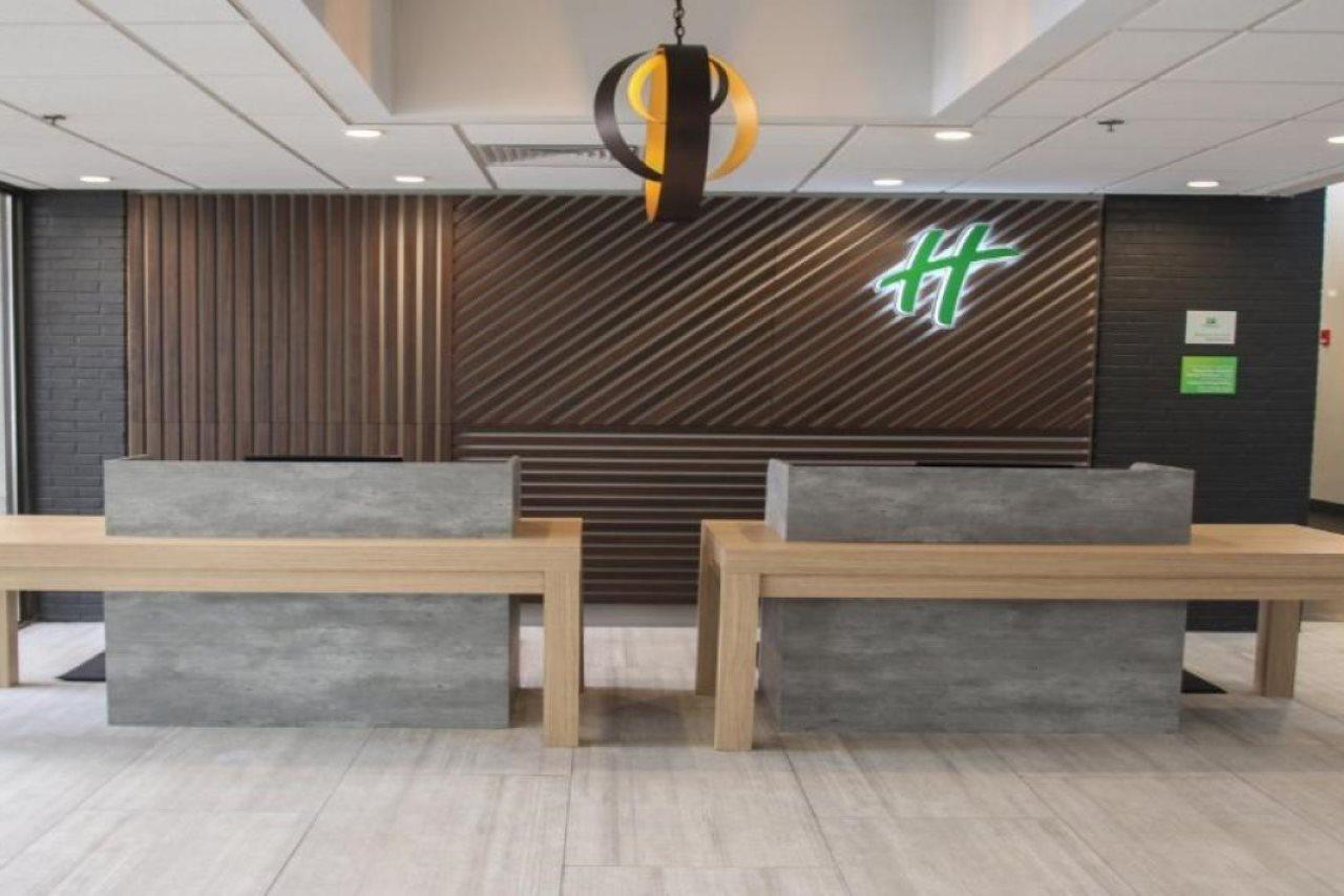Holiday Inn Roanoke Airport - Conference Ctr By Ihg Exteriör bild