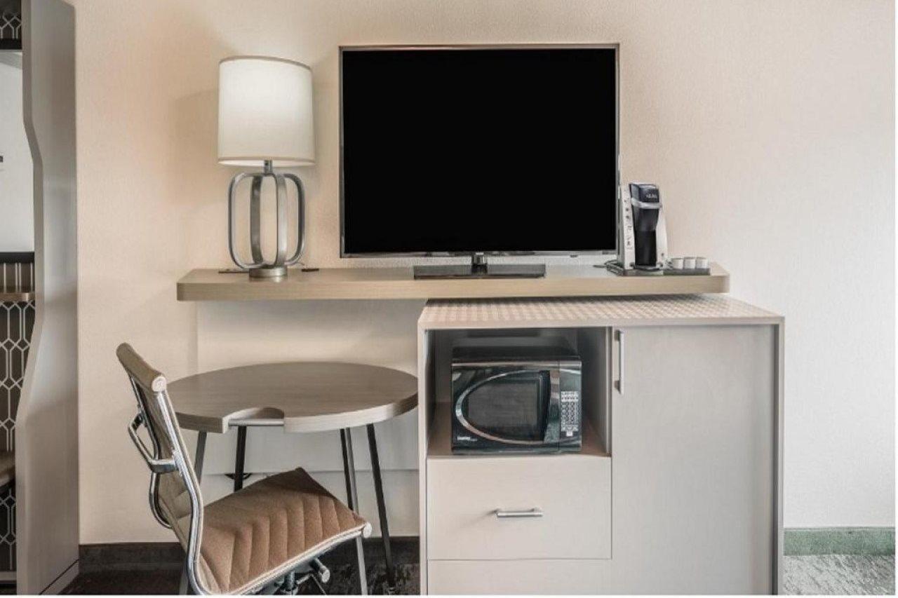 Holiday Inn Roanoke Airport - Conference Ctr By Ihg Exteriör bild