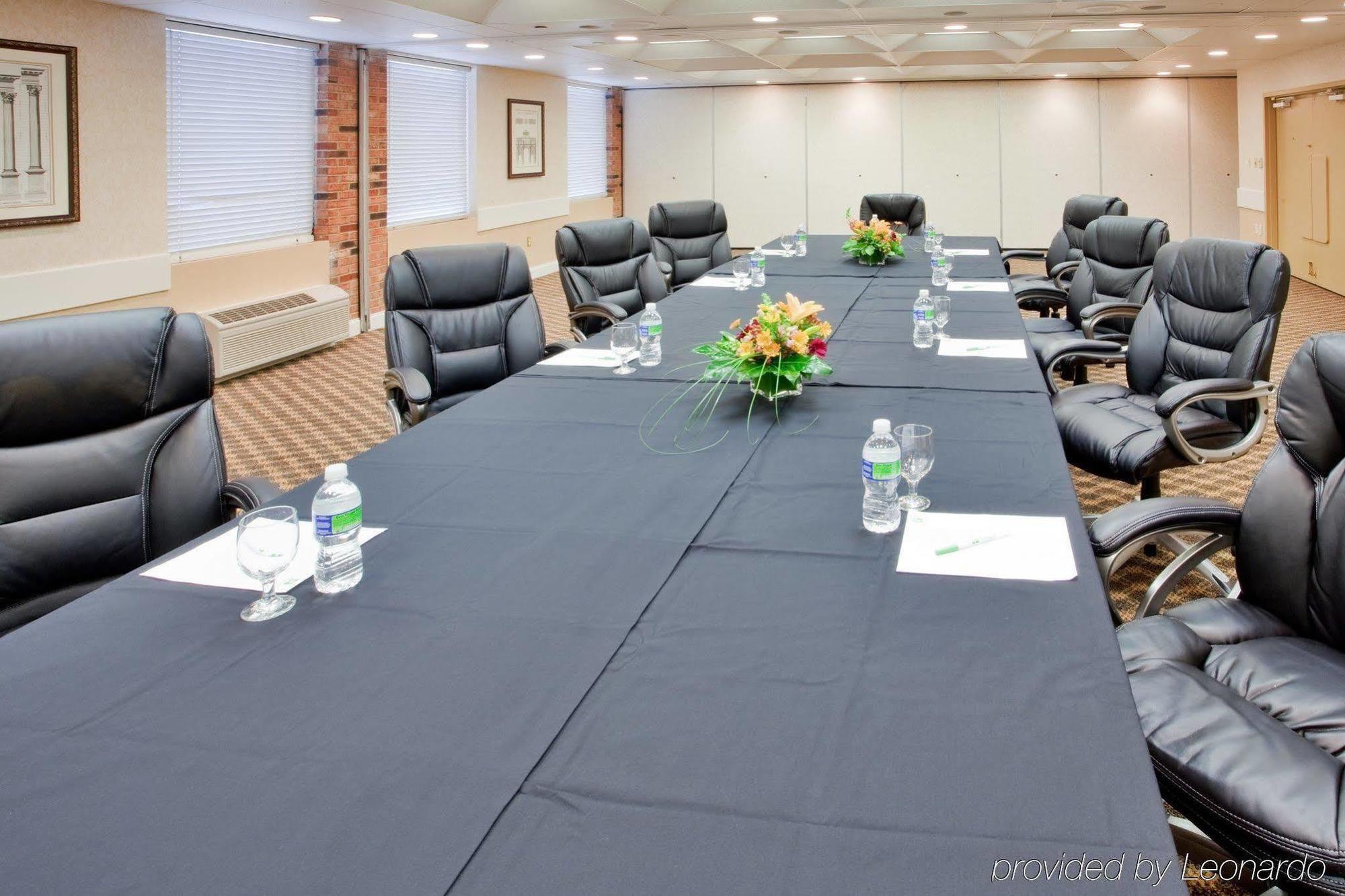 Holiday Inn Roanoke Airport - Conference Ctr By Ihg Exteriör bild
